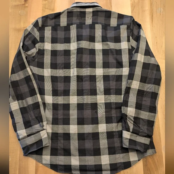 Simons Le31 Black and Gray Plaid Button Down Shirt Semi Fit Size L - Picture 2 of 7